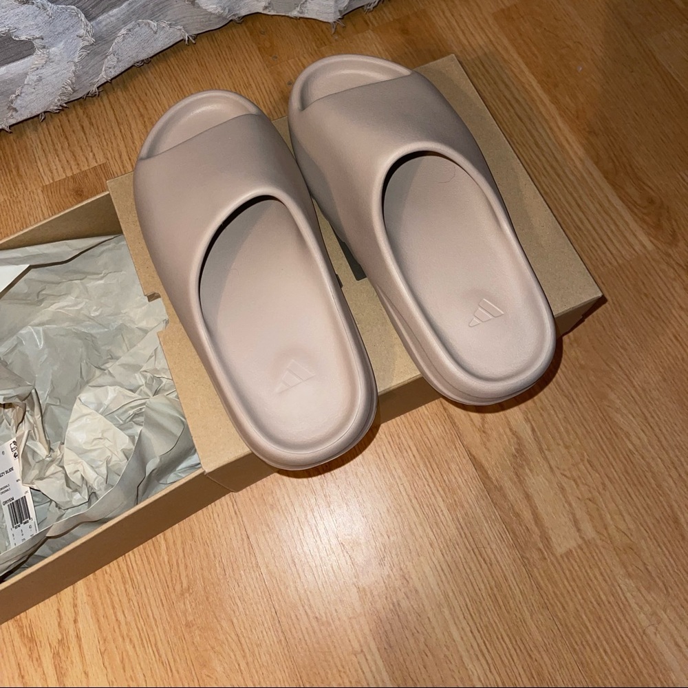 Yeezy Slides